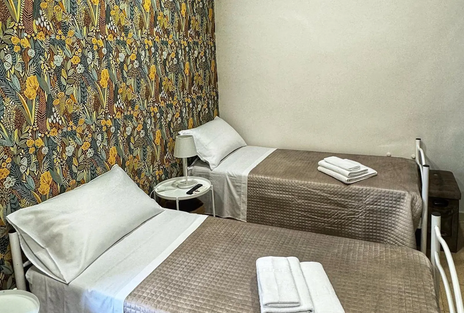Bed & Breakfast Sicily O'Clock Room Lentini Italy